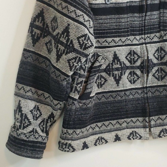 Vintage Woolrich Aztec Wool Coat Blanket Barn Coat - Picture 4 of 12